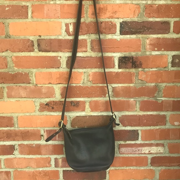 Coach Handbags - Vintage Black Leather Maggie Bucket Coach Mini Purse 9019 Crossbody Bag